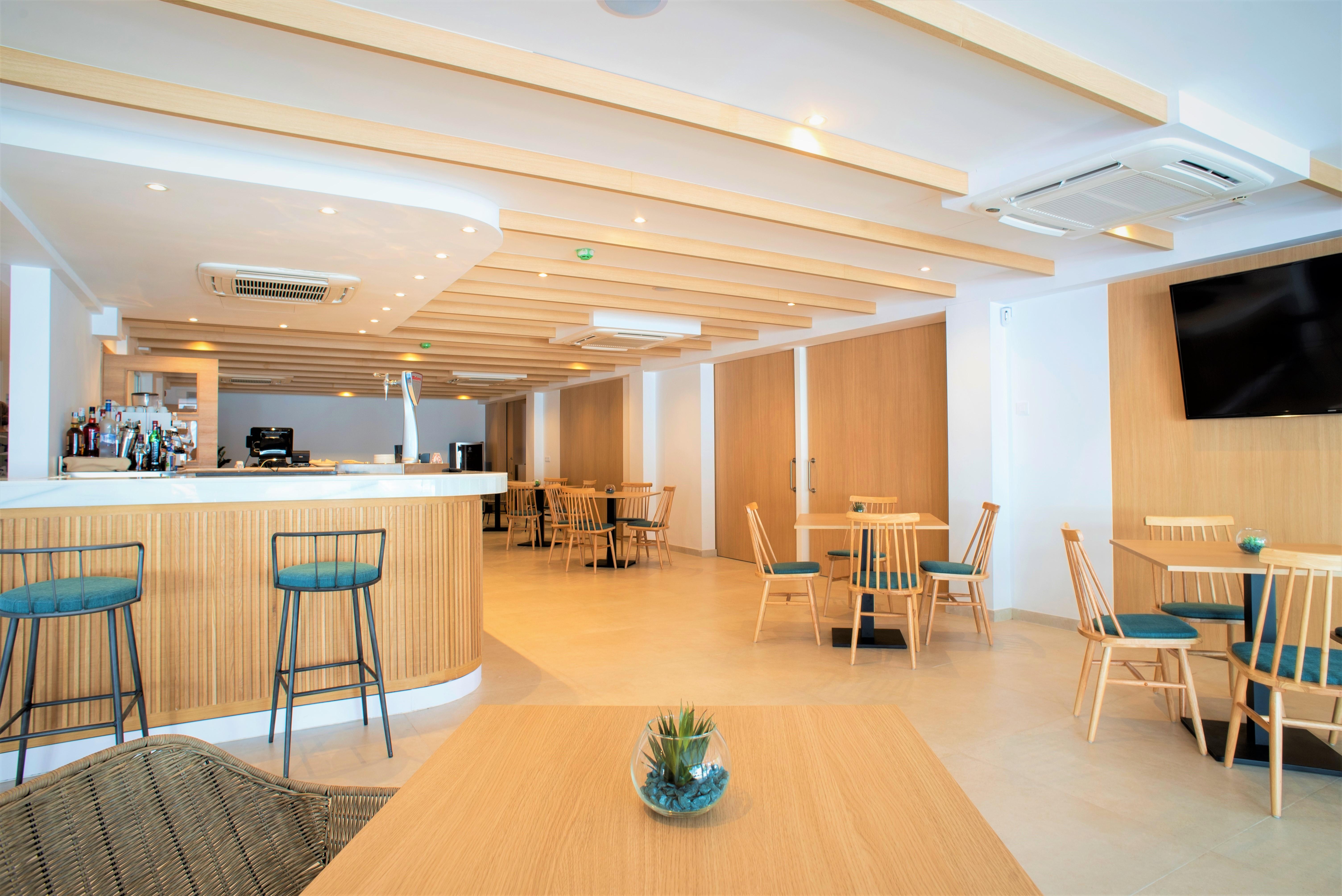 Hotel Seasun Aniram 4*
